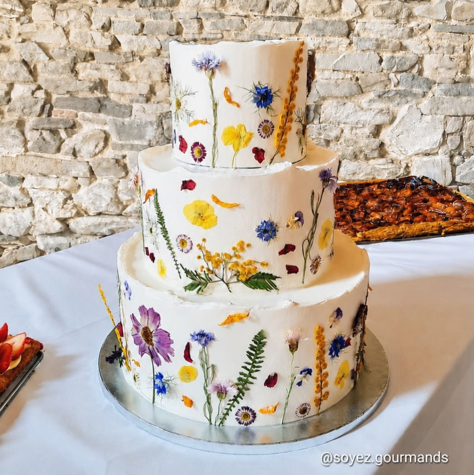 WEDDING CAKE EN FLEURS PRESSEES